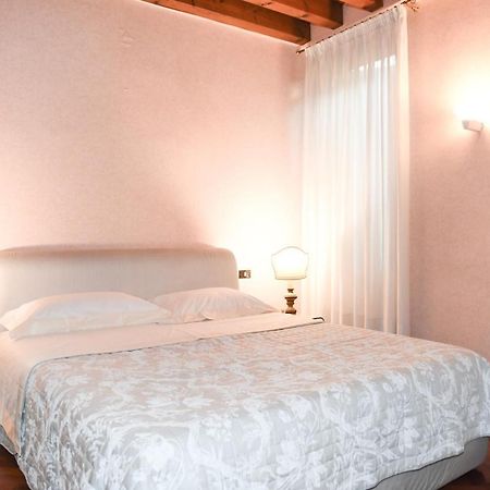 Dimora Noemi Apartment Verona Bagian luar foto